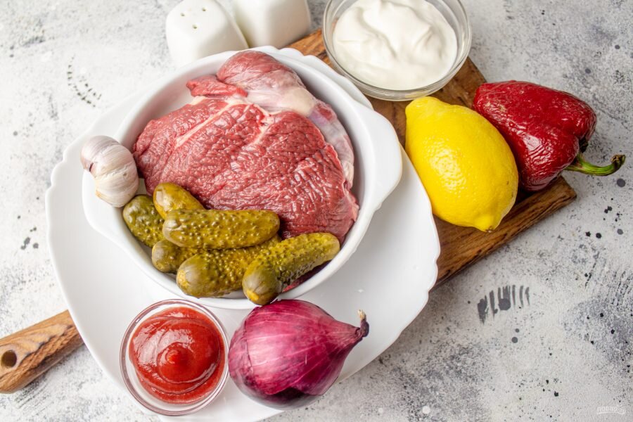 Салат мясной с огурцами – кулинарный рецепт