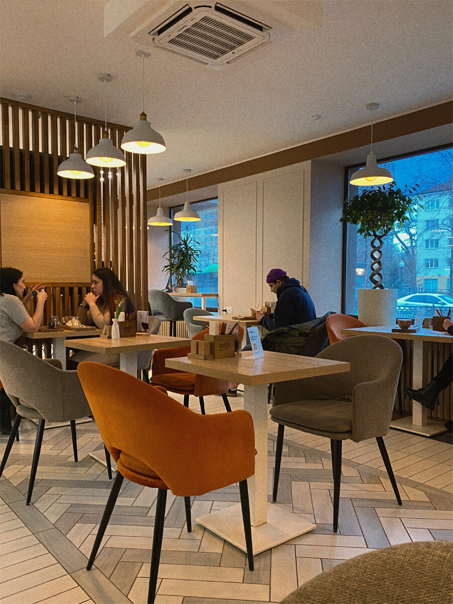 Листай ленту вправо