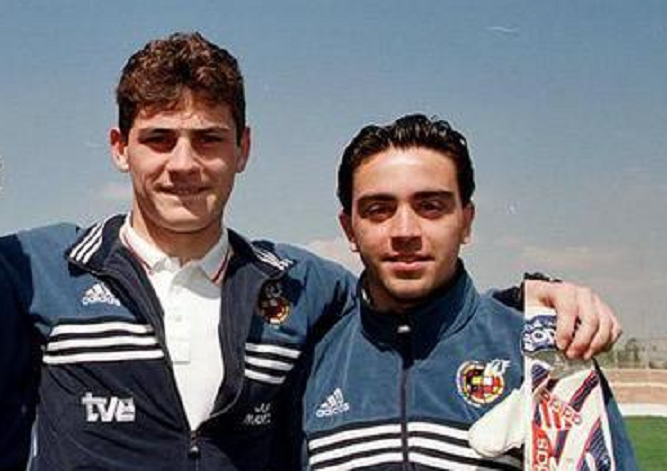 Икер Касильяс и Хави - будущие звезды реала и Барселоны на МЧМ-1999 года