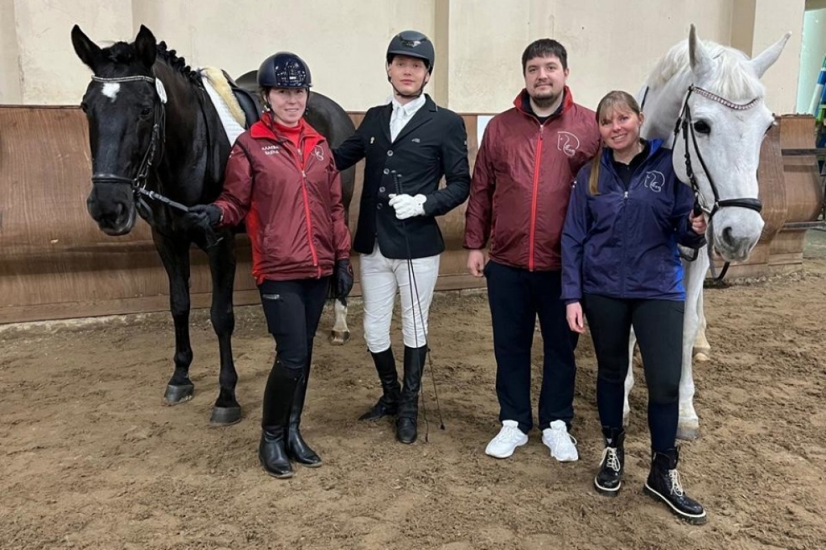    Всадник-паралимпиец из Иркутской области завоевал 4 медали Чемпионата РФ