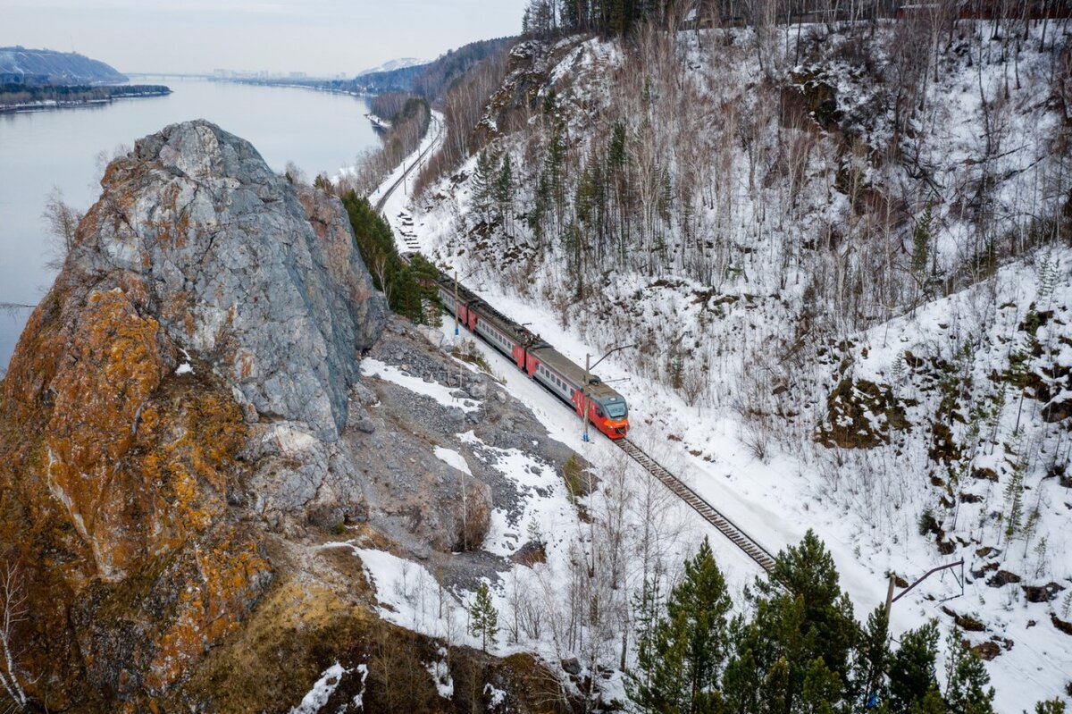 Сколько от красноярска до дивногорска