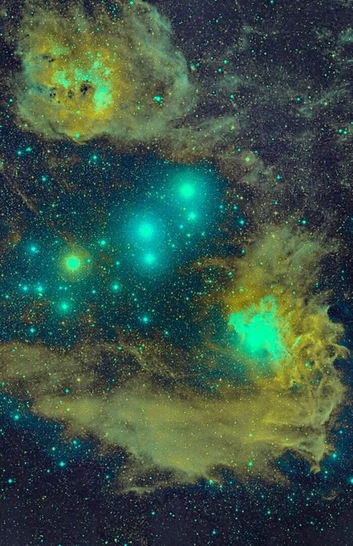 NEBULA IC405. Фото с телескопа Хаббл