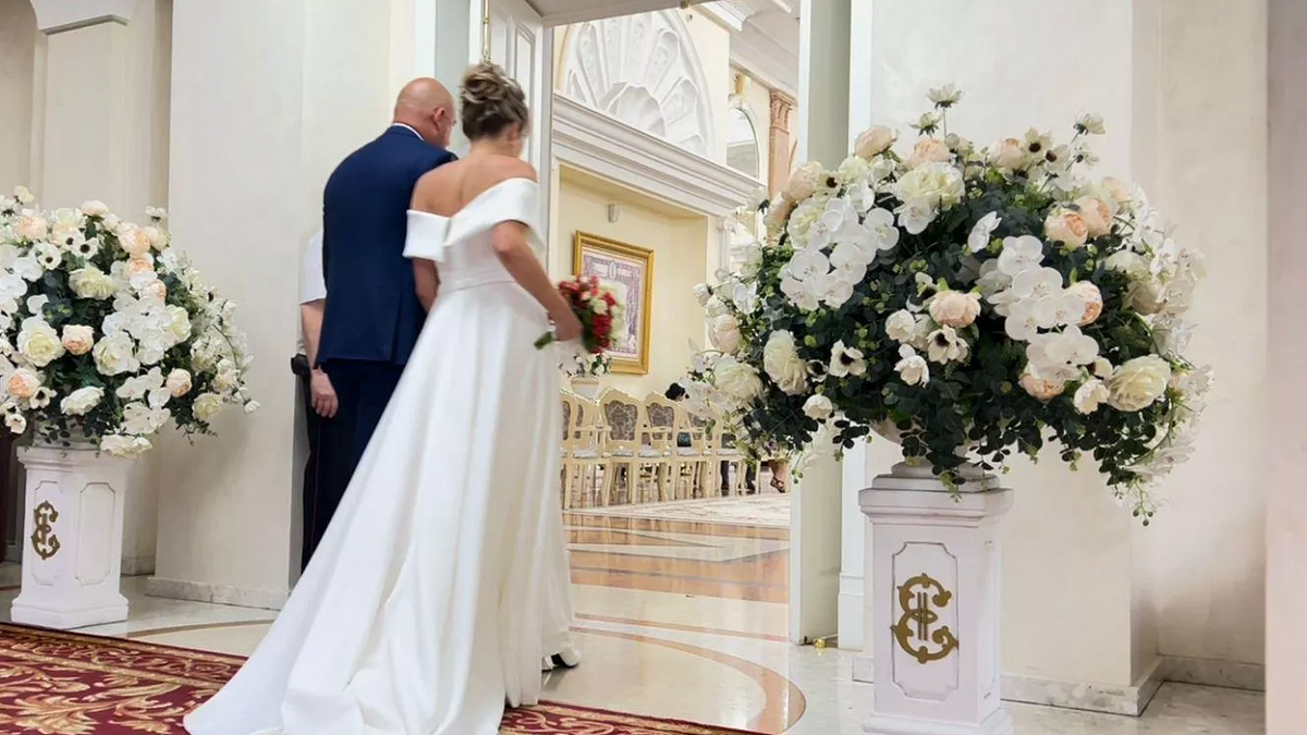    Некоторые только готовятся отправиться под венец, а другие уже на ближайших выходных скажут друг другу долгожданные «Да!». Фото: телеканал «Краснодар»