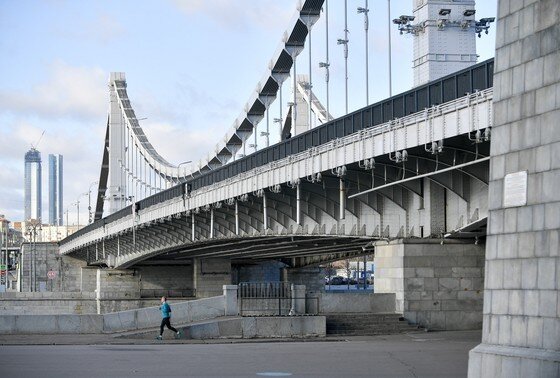    Крымский мост в Москве