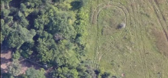 Фото №1. Следы от БМП