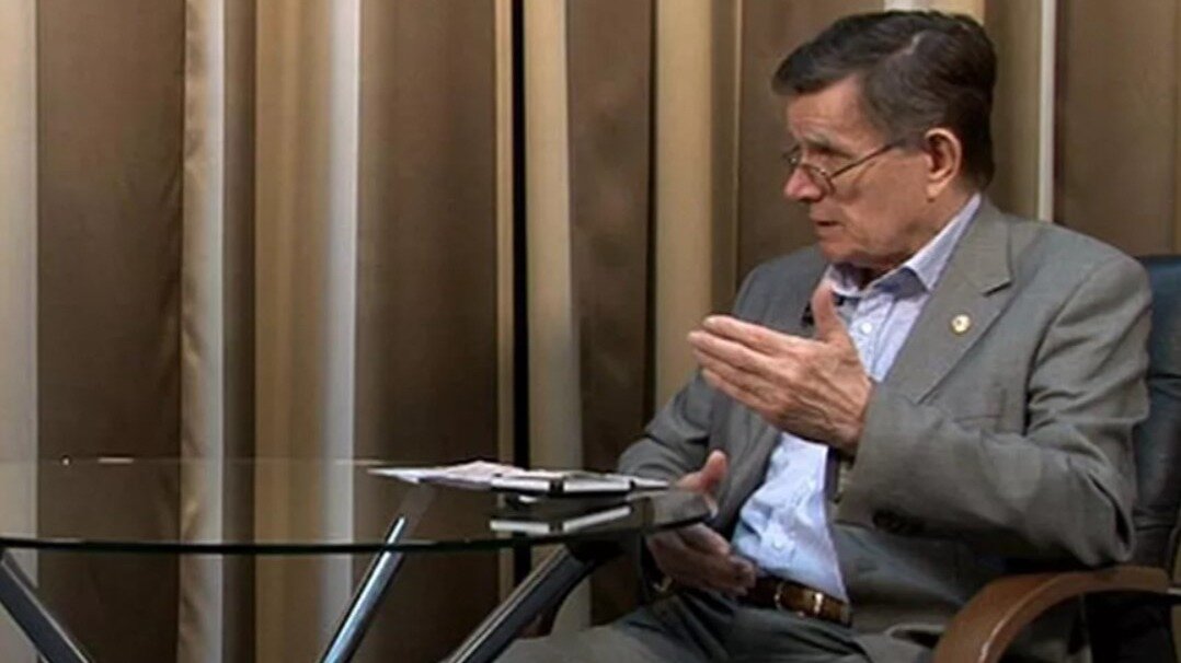 Вячеслав Матузов дает интервью