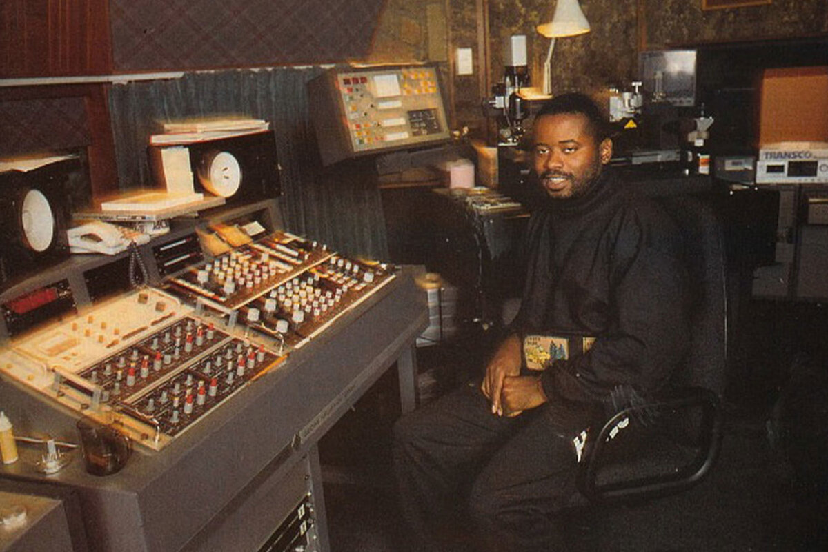 фото: https://www.blackmusicproject.com/artists/juan-atkins