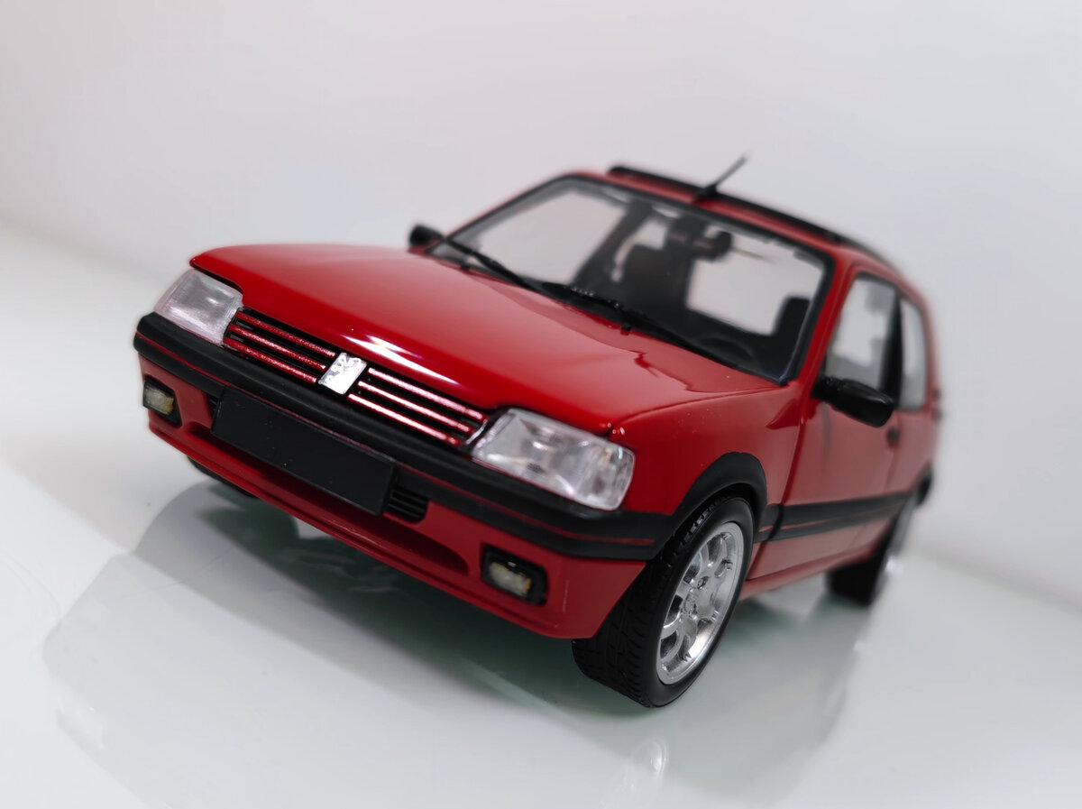 Peugeot 205 GTi 1.9 PTS Rims 1991 Red 1:18