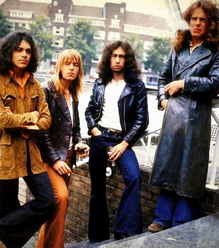 Энди Фрэйзер, Саймон Кёрк, Пол Роджерс, и Пол Коссофф