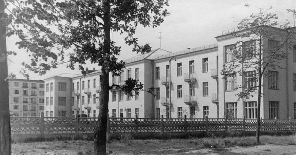 Больница, женская консультация в г. Электросталь Источник http://photos.wikimapia.org/p/00/01/85/16/11_big.jpg