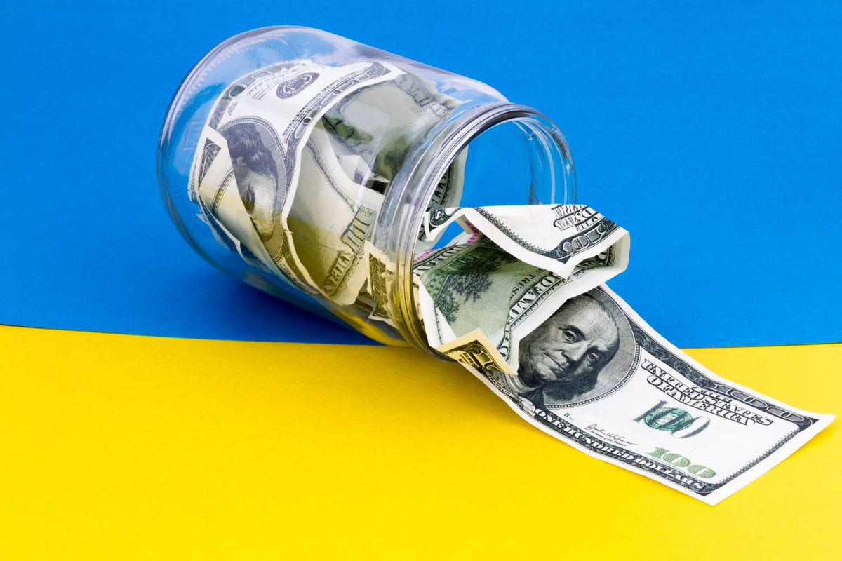 Украина решила кинуть не просто страну, она решила кинуть сверхгосударства - Россию и Китай. Источник: Яндекс.Картинки
