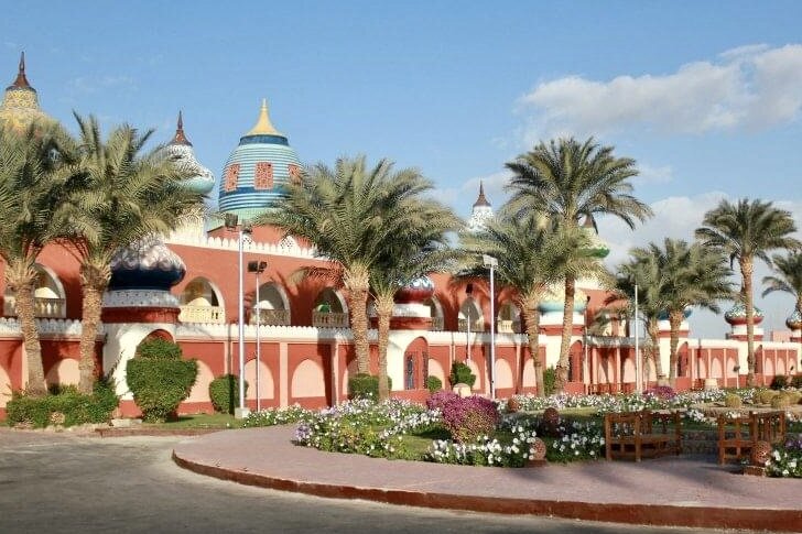 Один из моих любимых бюджетных отелей в Хургаде, где мы отдыхали с Сашей в январе. Фото автора