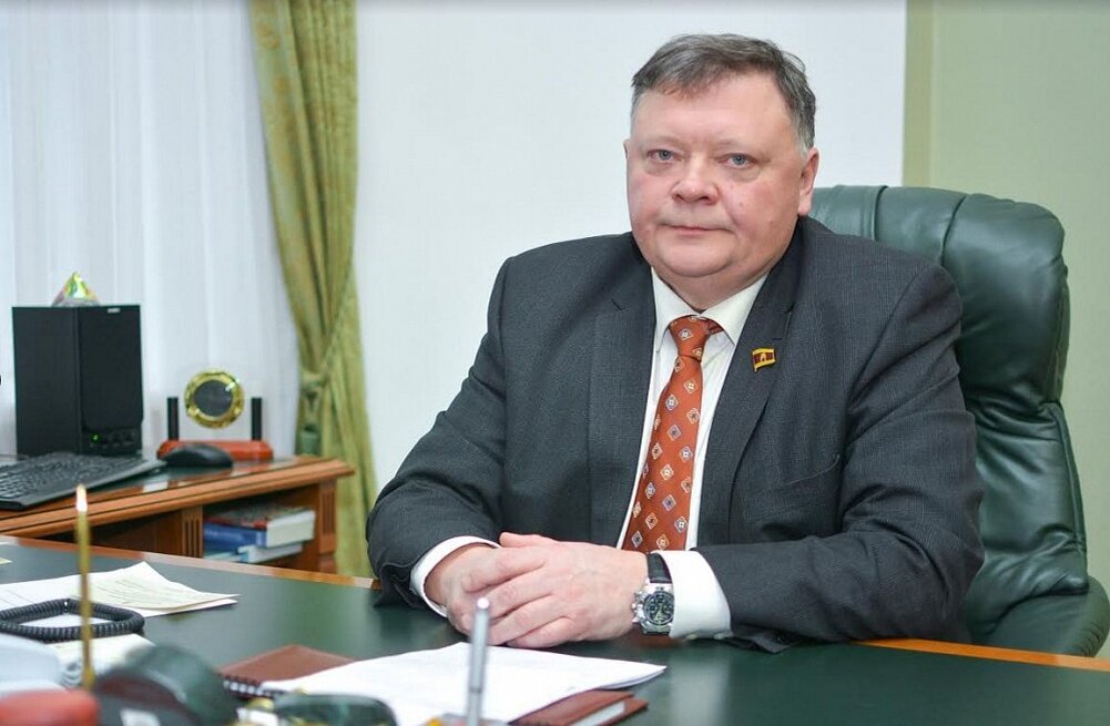 Председатель ТГД Евгений Пичуев поздравил жителей Твери с 23 февраля