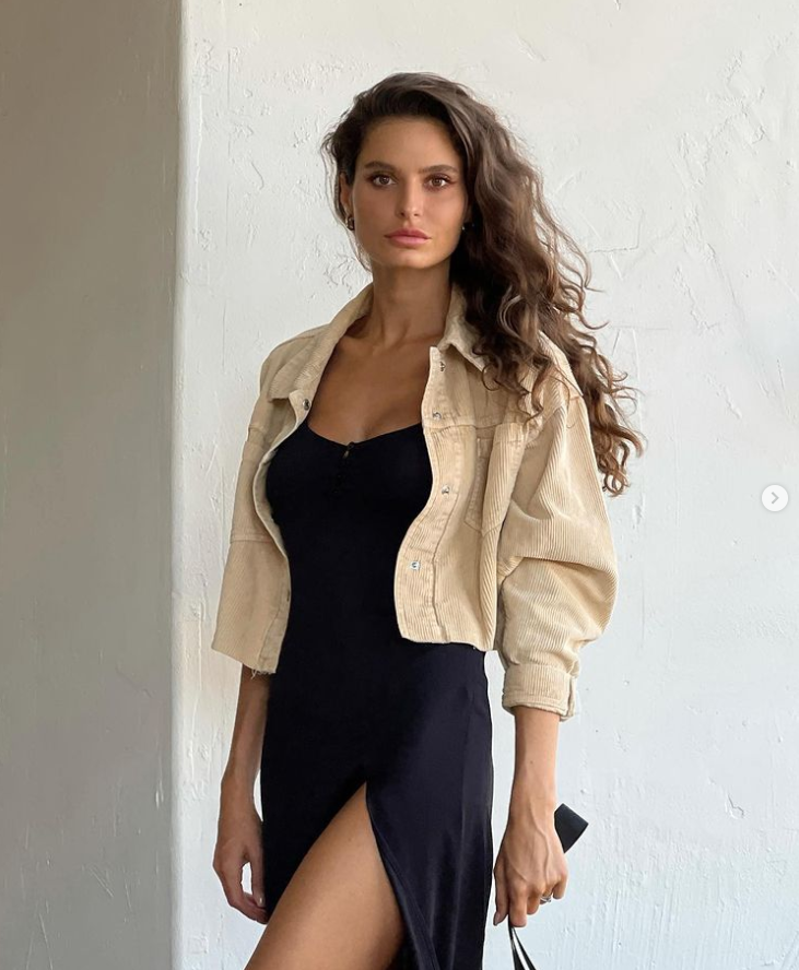https://www.instagram.com/elinafedorova/