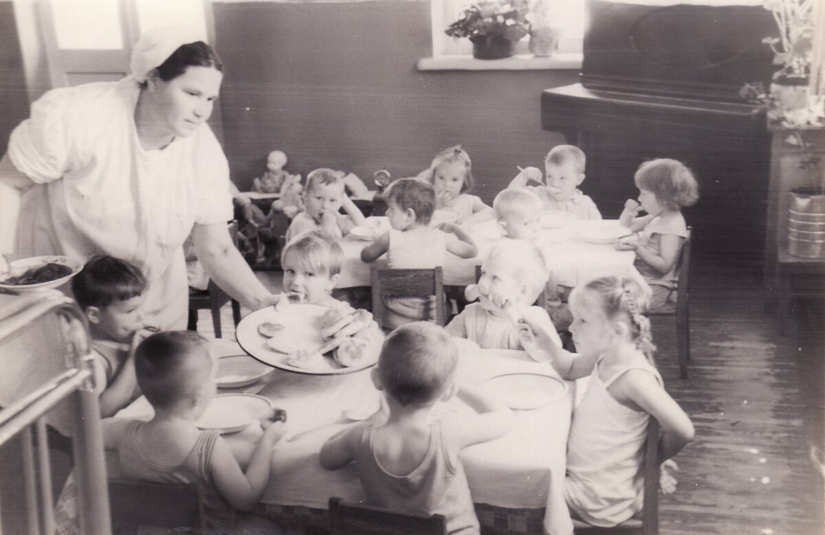 ПРЕДСТАВЬТЕ: ВМЕСТО СУПА С ЧЕРНЫМ ЛУКОМ - ПИРОЖКИ С ПОВИДЛОМ! ФОТО ИЗ ИНТЕРНЕТА.