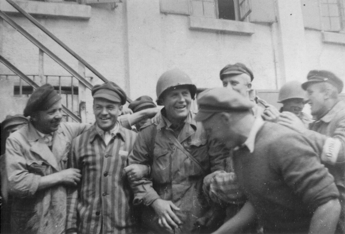 Как американцы освобождали концлагерь Дахау и у них не выдержали нервы