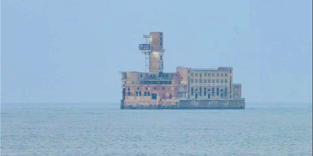 ✅Что скрывает завод по созданию секретного оружия😱 В КАСПИЙСКОМ МОРЕ!