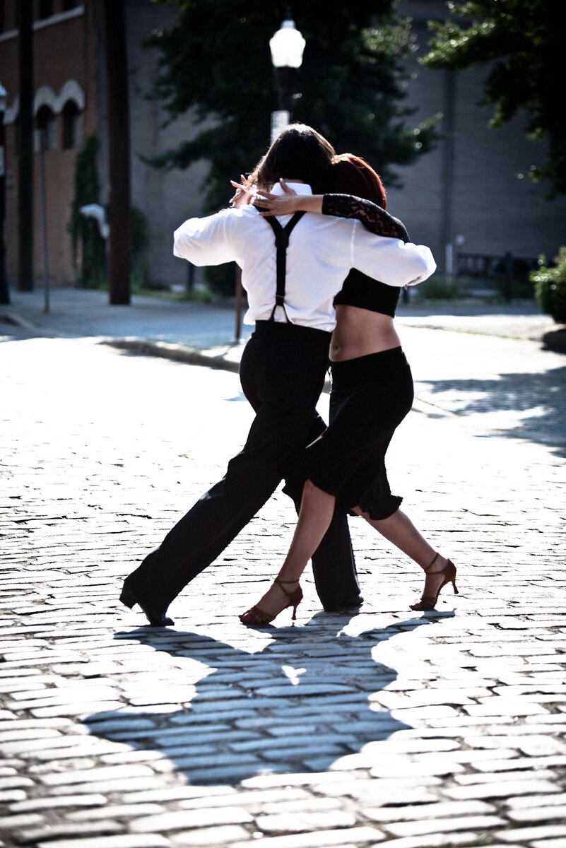 Взаимодействие пары в танце - это всегда прямое отражение взаимодействия в жизни.