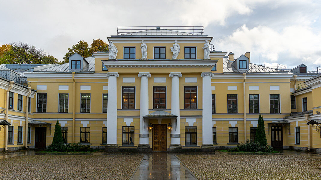 Дворец бобринских фото