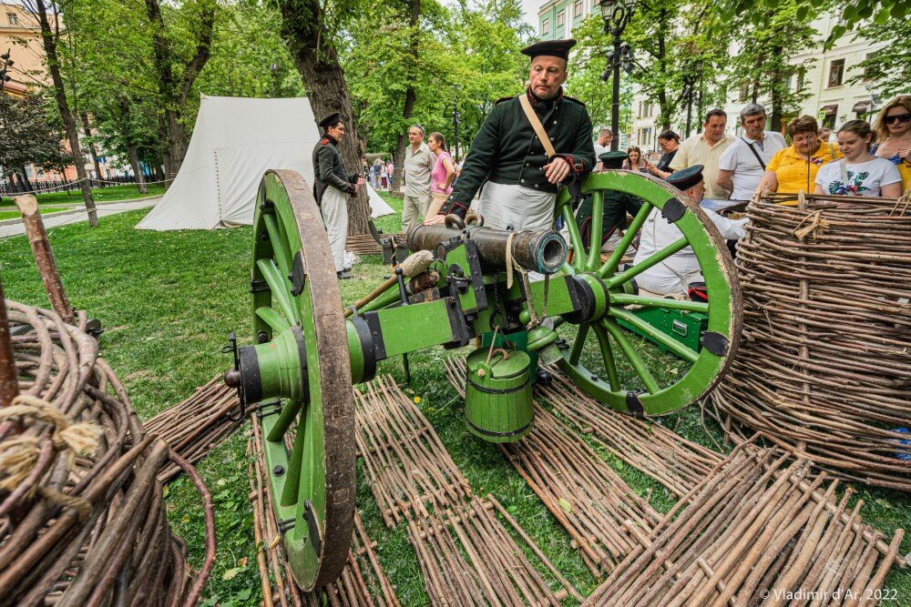 Времена и эпохи 2024 парк 50 летия. Времена и эпохи 2024 в Москве фестиваль. Времена и эпохи 2024.