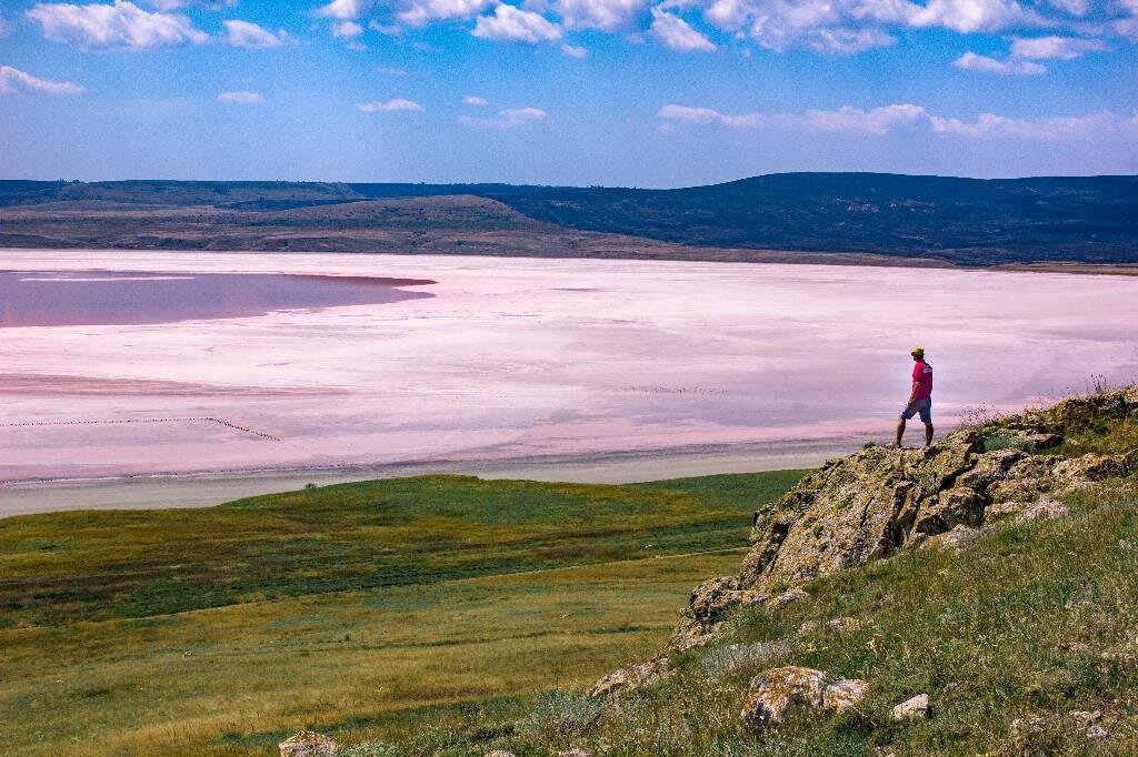 Три розовых озера в Крыму, где фото получаются – огонь!