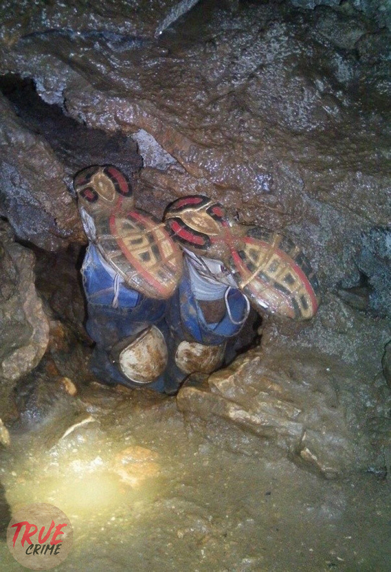 Фото того как застрял Джон. Источник фото: kaskus.co.id