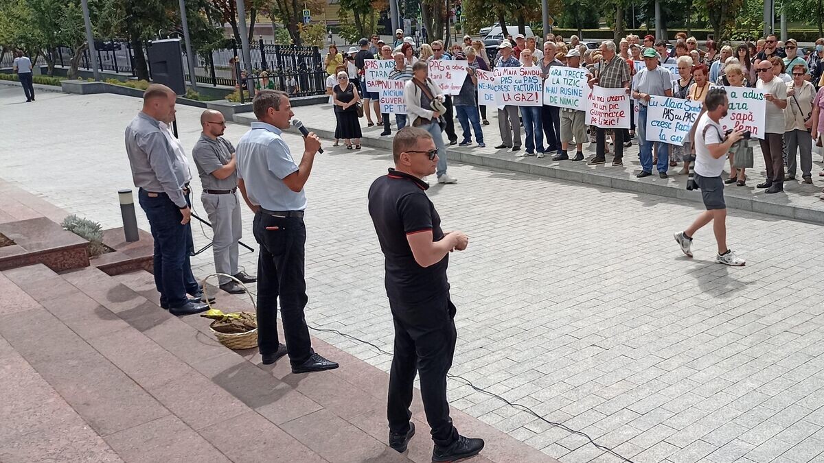    Участники акции против роста цен в Кишиневе© Sputnik / Родион Степанчук