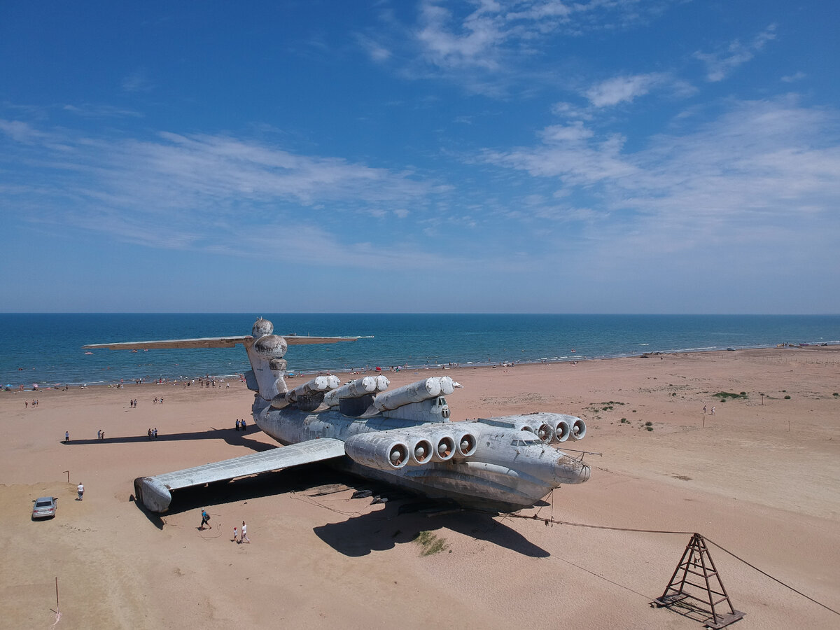 Лунь экраноплан в Дербенте. Дагестан Дербент экраноплан Лунь. Экраноплан Лунь в Дагестане. Экраноплан Лунь Каспийск.