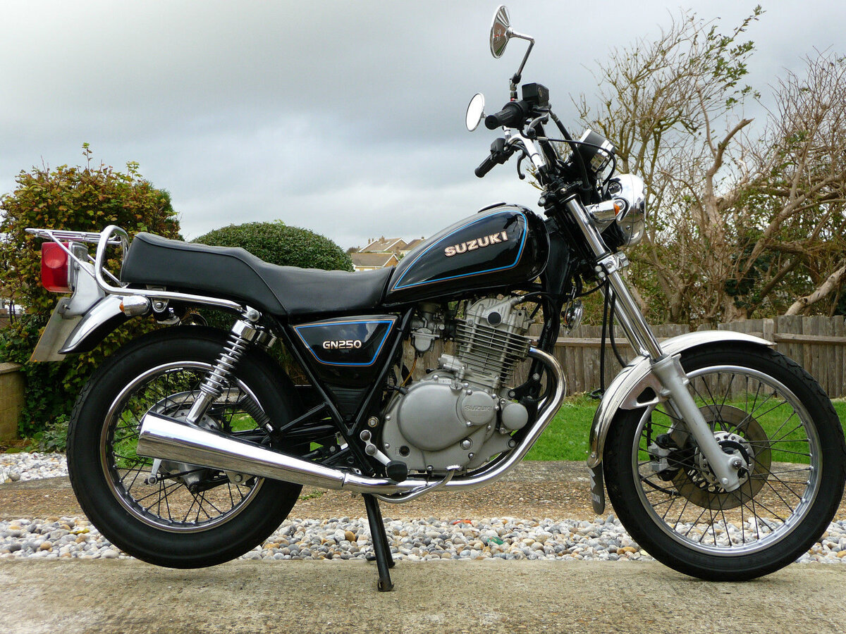 Мотоцикл Suzuki GN250