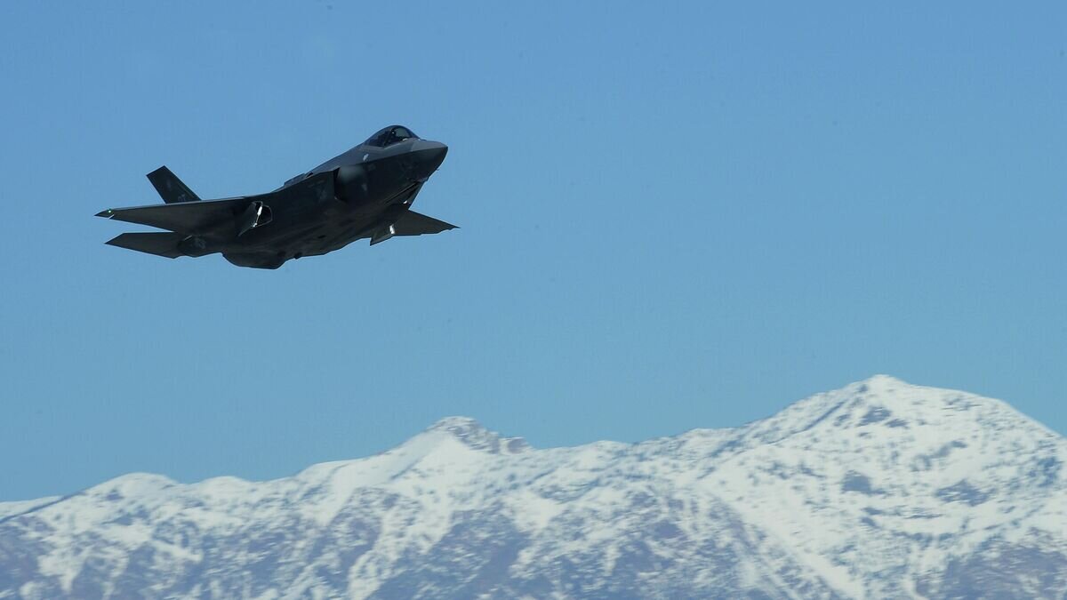    Американский истребитель F-35A Lightning II© Фото : U.S. Air Force / Airman 1st Class Joshua D. King