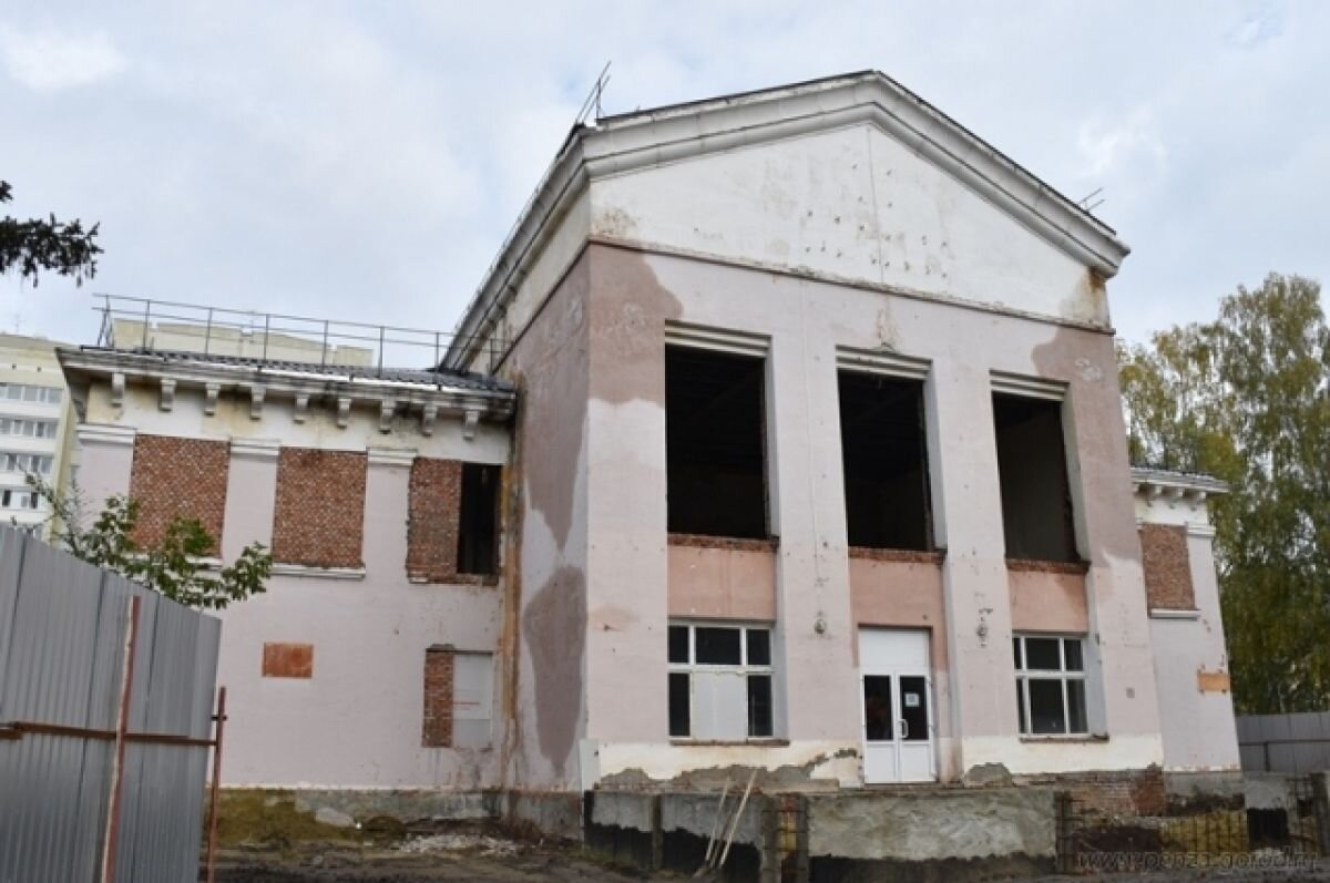    Капремонт здания пензенского ТЮЗа идет в две смены