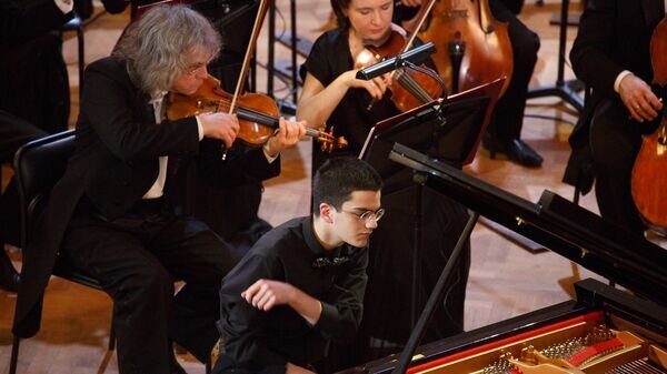   © courtesy of Sandro Nebieridze Musician