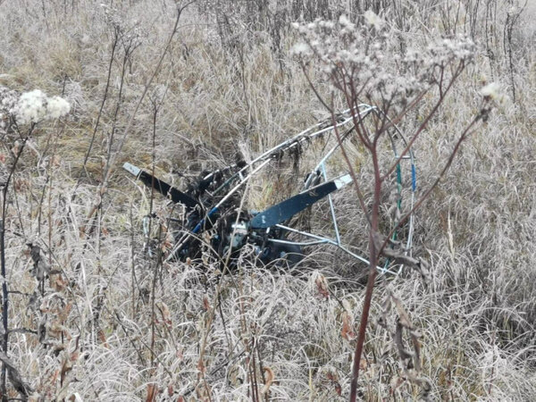 Разбившийся мотопараплан. Фото © ПСО КГКУ "ЦОД"