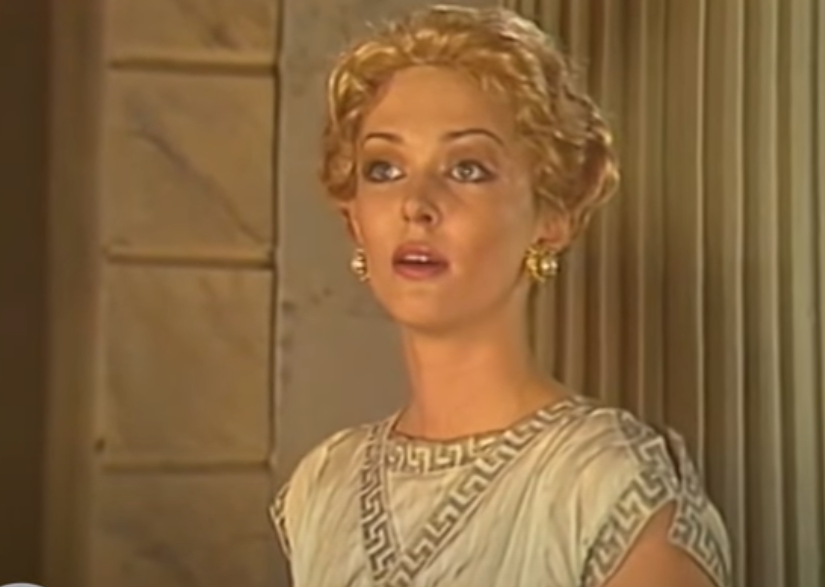 Вероника Изотова в роли Прекрасной Елены