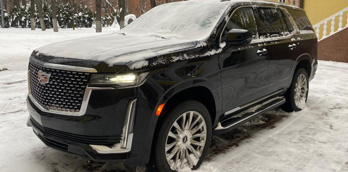 Cadillac Escalade / Premium luxury — цвет чёрный с доставкой и растаможкой