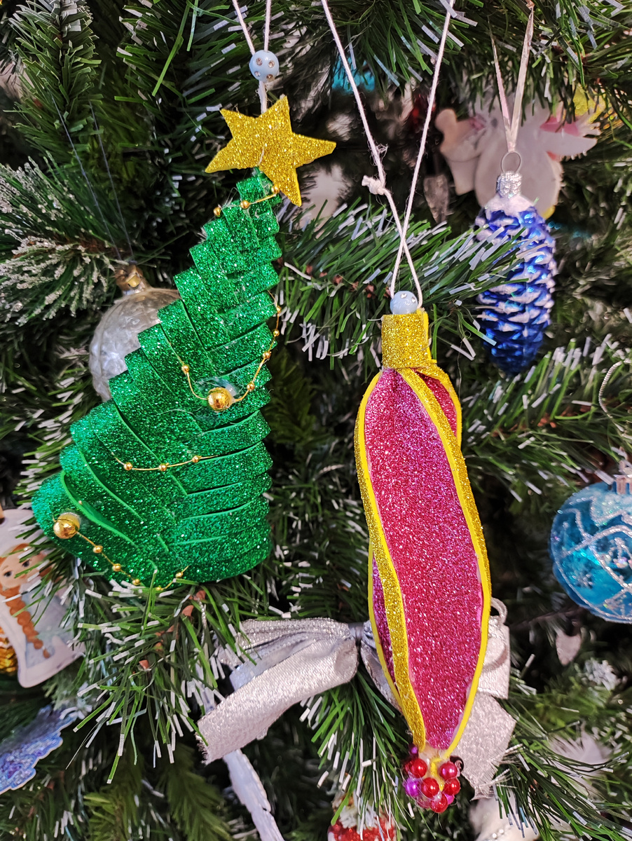 Свекровь сама сделала эти игрушки вместо птичек