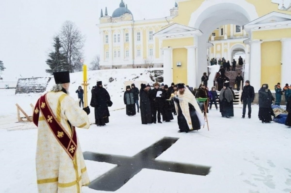 Операция январский гром. Форма армии узбекистана. 14 январь ватан ҳимоячилари куни. Прорыв блокады ленинграда 1944. Захват больницы в буденновске.