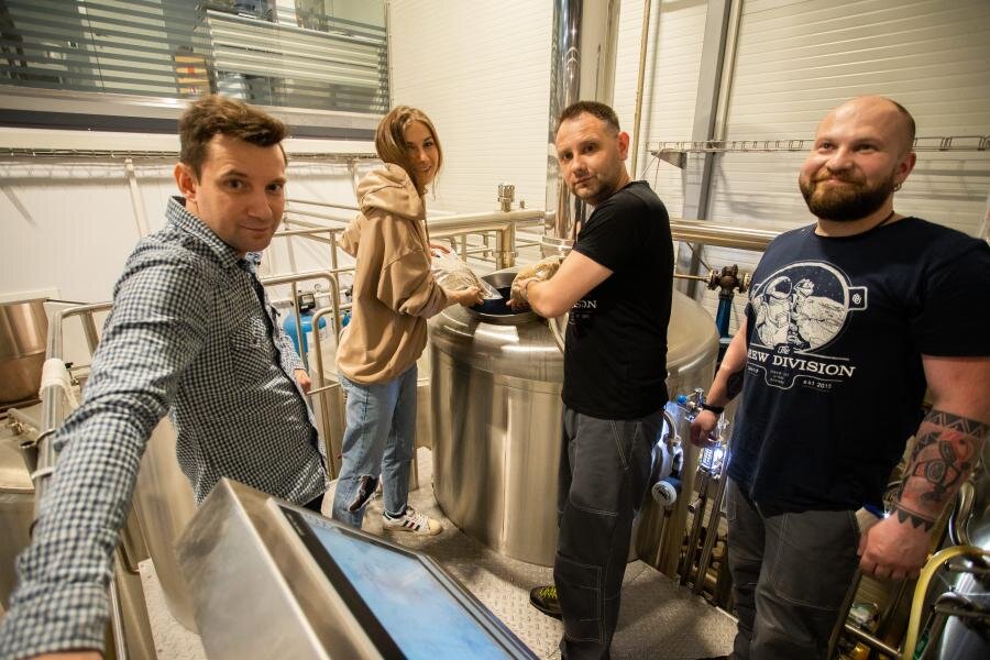 Как Restorating и Brew Division пиво варили