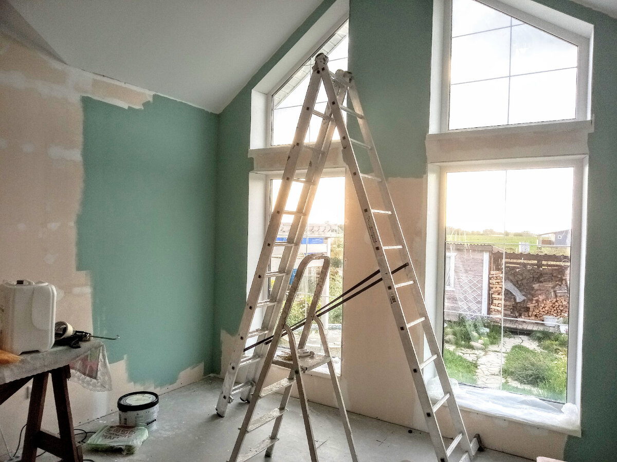 Красим стены гостиной, 10 августа 2021