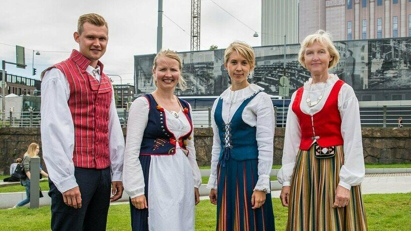 В костюмах с народным финским колоритом. Фото с сайта travelask.ru