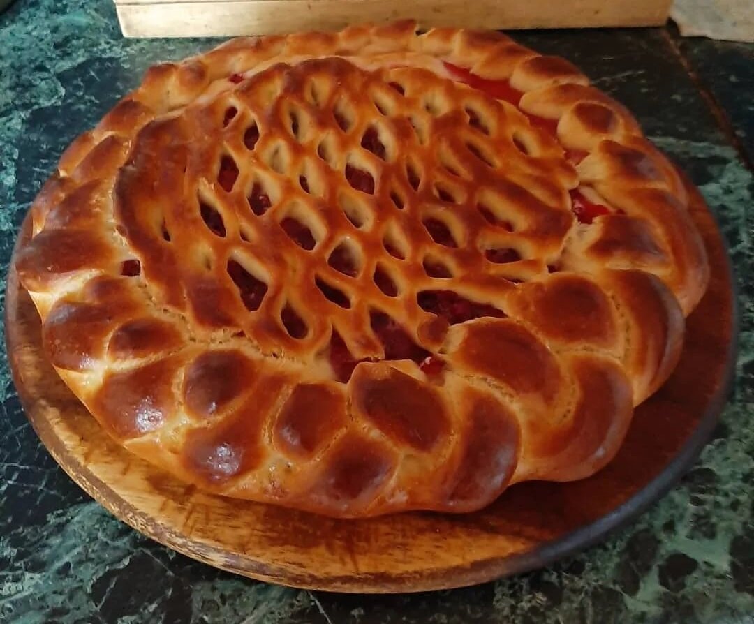 Выпечка с яблочным повидлом