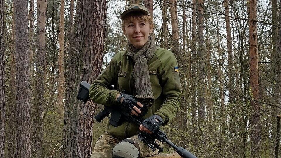 Елена Белозерская из Киева. участница АТО и "снайпер".  фото: картинки  яндекса.