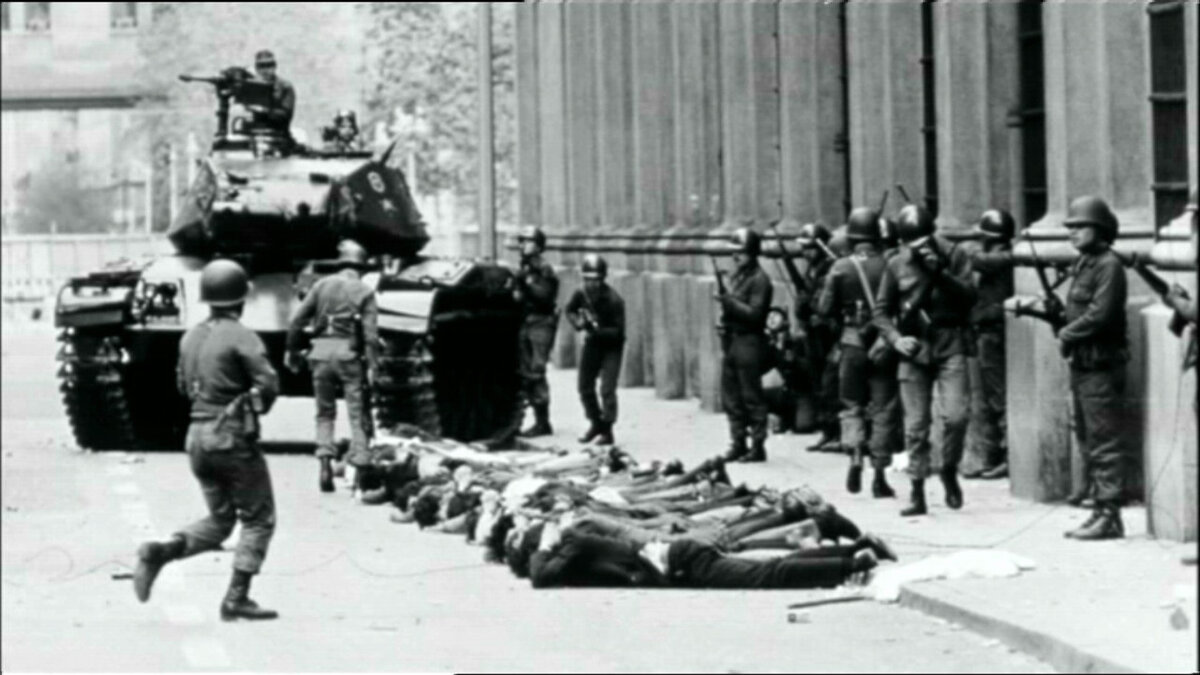 ВОЕННЫЙ ПЕРЕВОРОТ В ЧИЛИ В 1973 ГОДУ. ФОТО: GLOBALLOOKPRESS