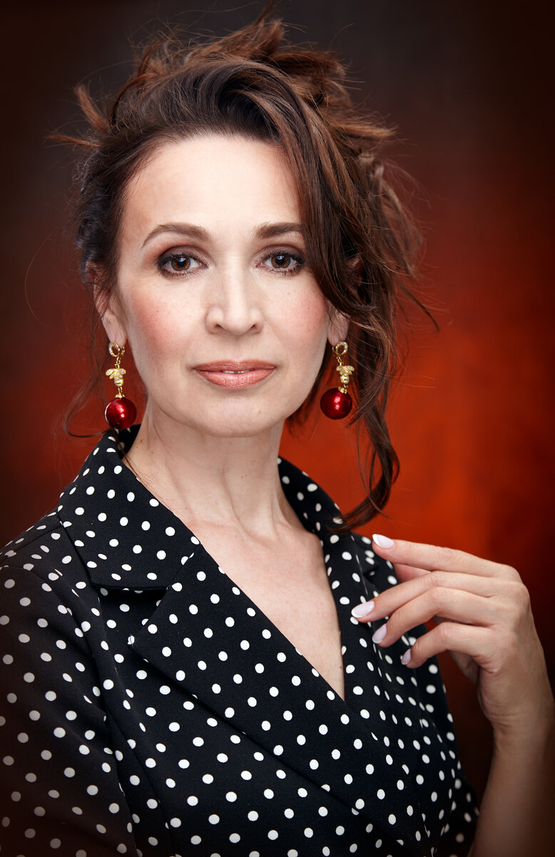 Макияж, прическа, стиль Надежда Макарова. Фотография Надежда Макарова и Олег Микулович. Модель Валентина