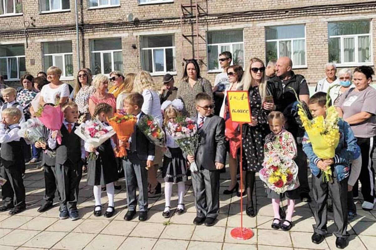    В Белоруссии стало обязательным исполнение гимна в школах в День знаний