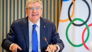 Глава МОК заявил, что время снять санкции с российских спортсменов еще не пришло  📷

