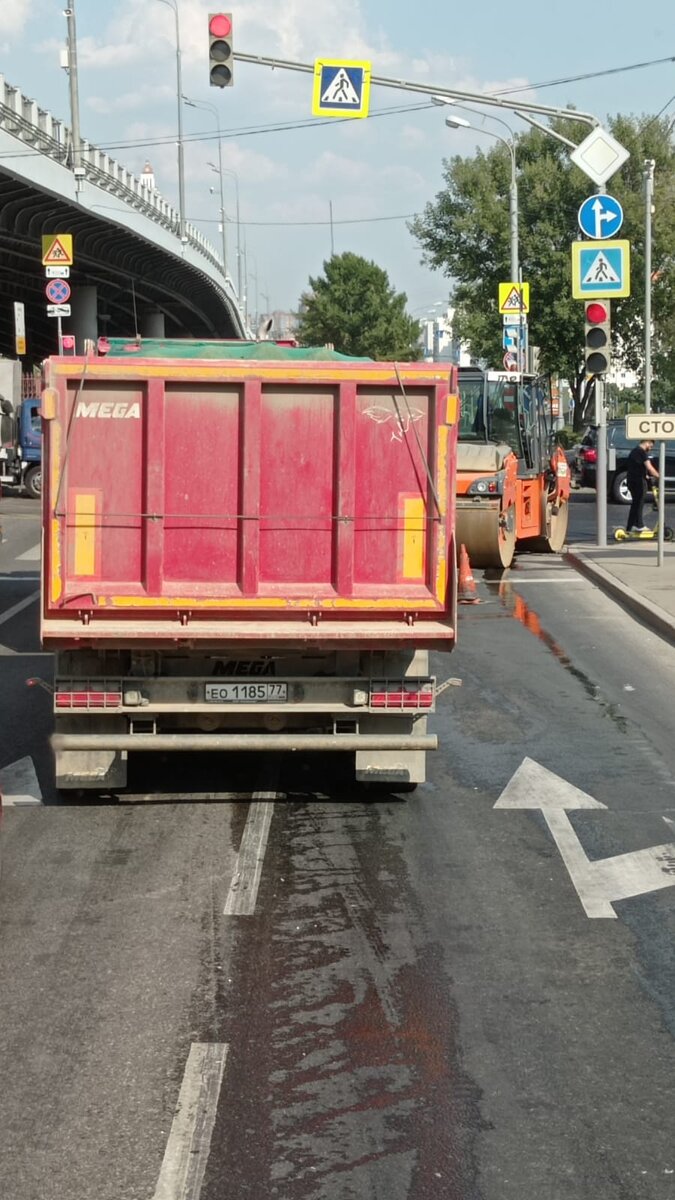 Специфика работы и зарплата в Москве: сравниваем самосвал , Тонар ,  автокран , погрузчик , длинномер , манипулятор | Автомобильная тематика 🏁  | Дзен