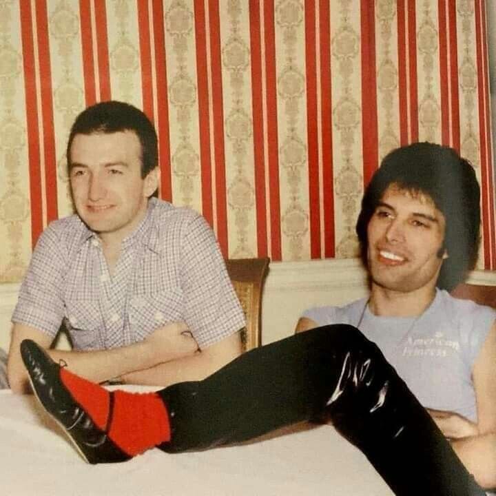 "Чей нога? Ой, мой нога"