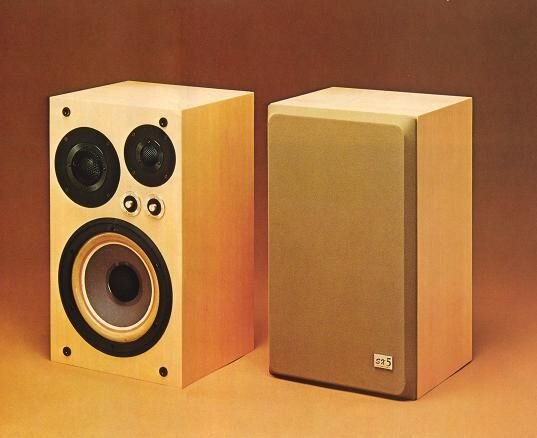 SX-5 ,выглядят мелкими ,на самом деле размером что то около s50b