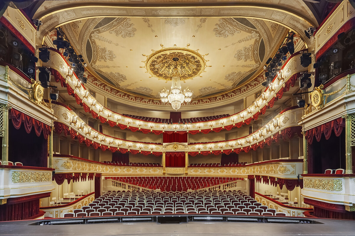 Зрительный зал Малого театра сегодня
